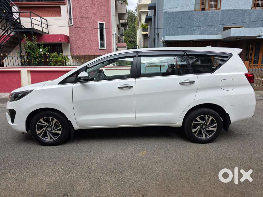 Toyota Innova Crysta [2020-ongoing] 2.4 Gx At 7 Str, 2021, Diesel