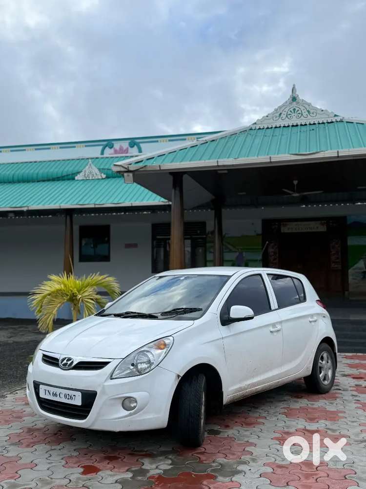 Hyundai I20 1.2 Asta 2010 Manual