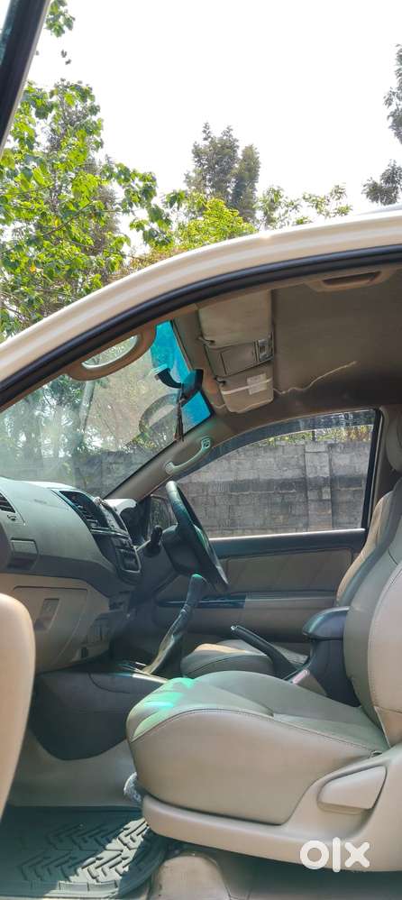 Toyota Fortuner 2011-2016 4x2 Manual, 2013, Diesel