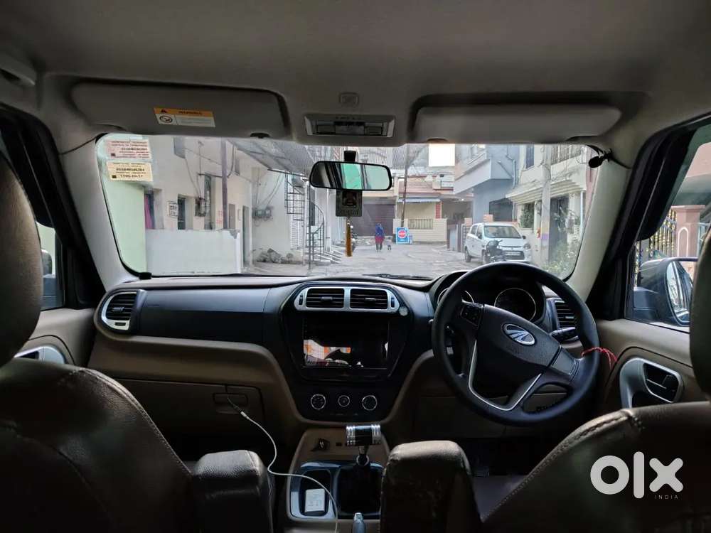 Mahindra Tuv 300 2017 Diesel Well Maintained