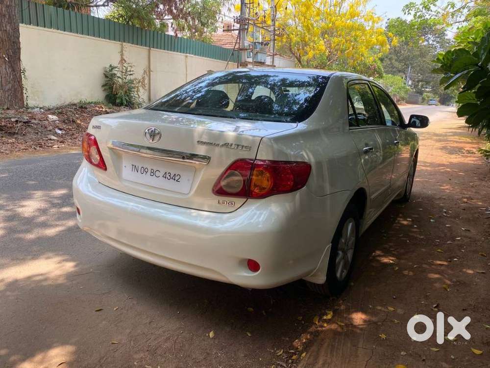 Toyota Corolla Altis 1.8 J, 2010