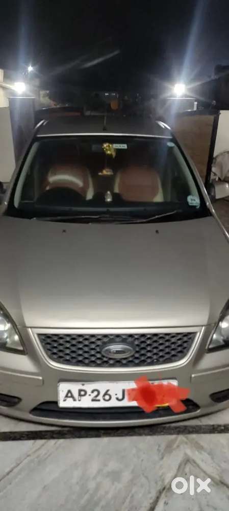Ford Fiesta-petrol