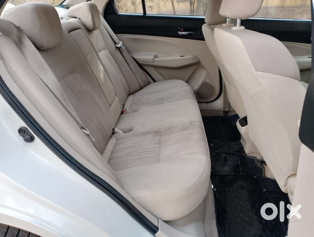 Maruti Suzuki Dzire 1.2 Vxi, 2023, Petrol
