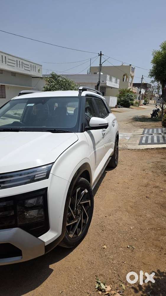 Hyundai Alcazar 2024 Diesel Well Maintained