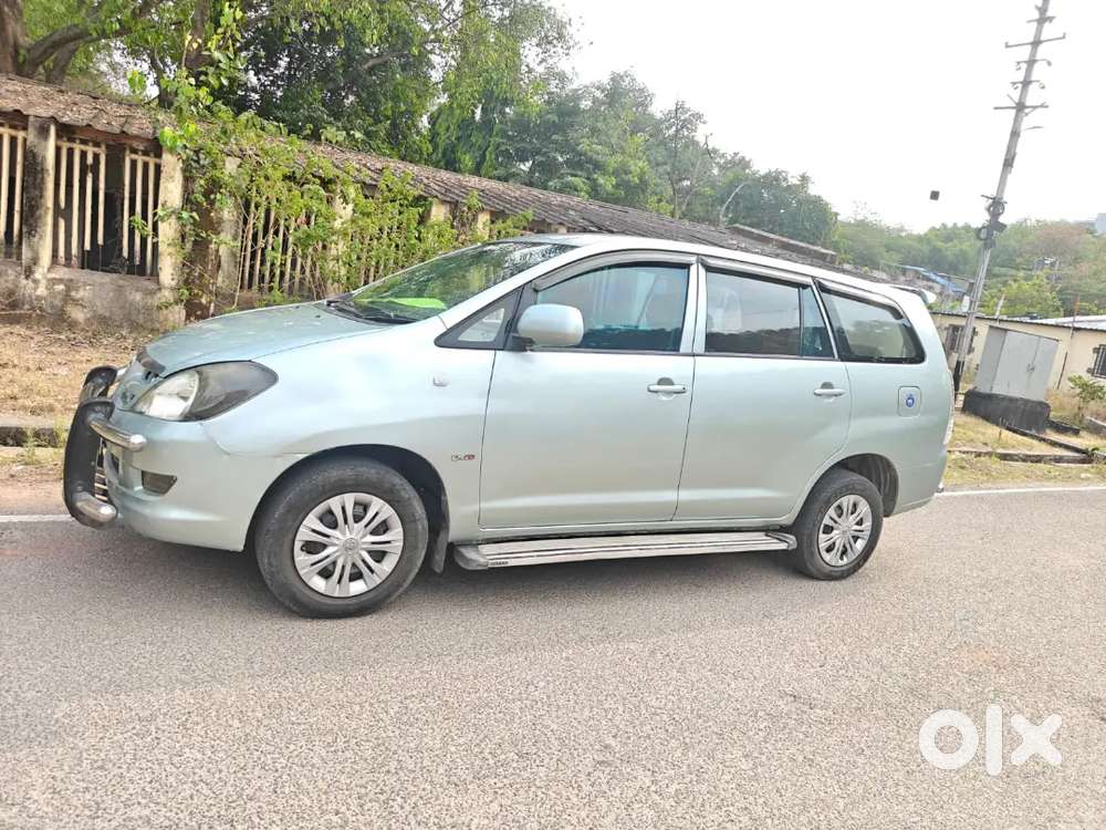 Toyota Innova 2.5 G 2008 Diesel Good Condition Validity Up To 2028.