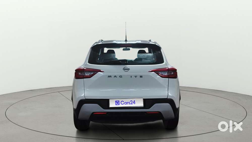 Nissan Magnite 1.0 Xv Premium, 2021, Petrol