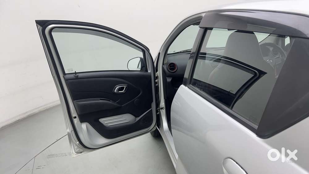 Datsun Redigo Limited Edition 2018, 2018, Petrol