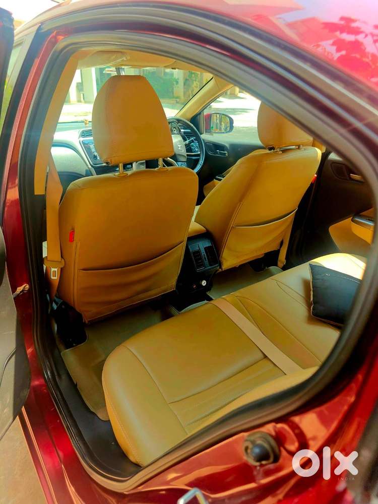 Honda City 2016 V Ivtec  Low Driven  Single Owner  Excellent Condit