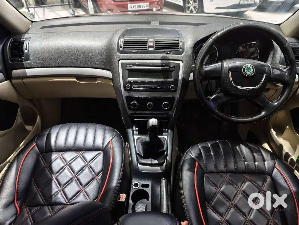 Skoda Laura Ambiente, 2012, Diesel