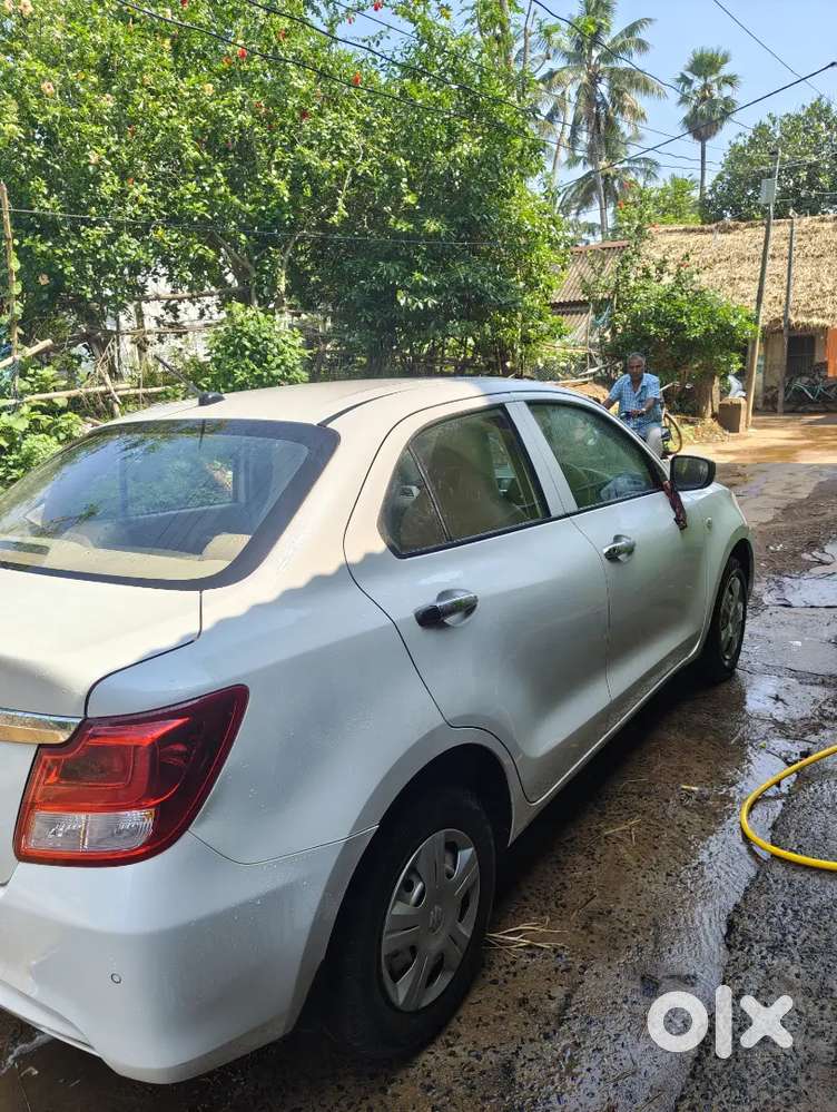 “2022 Maruti Suzuki Dzire Lxi (single Owner) Available For Sale.