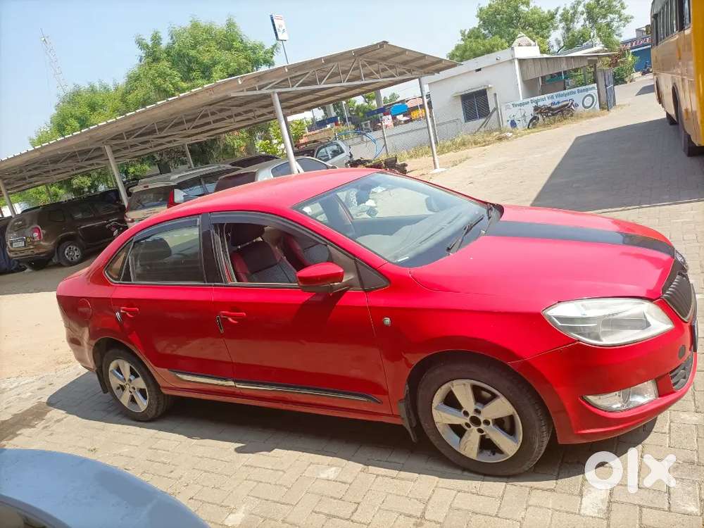 Skoda Rapid 2012 Diesel 98000 Km Driven