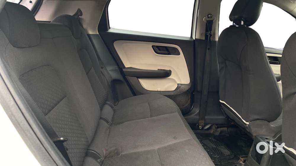 Tata Altroz 1.2 Xm Plus, 2021, Petrol