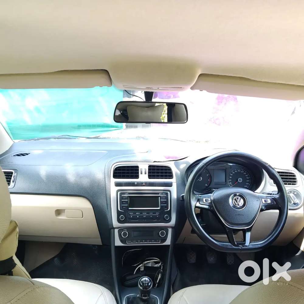 Volkswagen Polo 2015 Petrol 76528 Km Driven