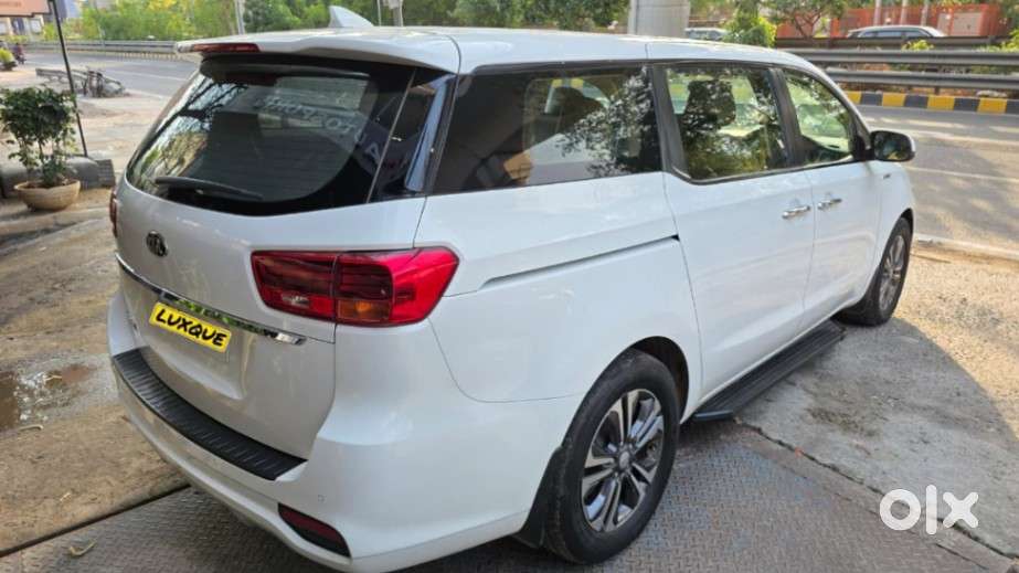 Kia Carnival Limousine Plus 7 Str, 2021, Diesel
