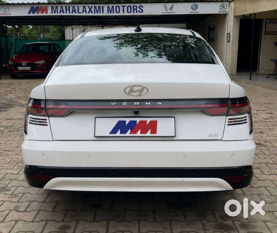 Hyundai Verna 1.5 Sx Vtvt, 2023, Petrol
