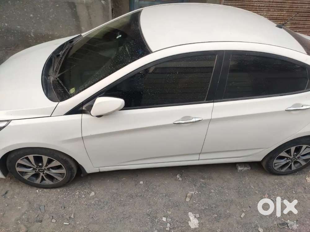 Hyundai Verna Crdi 2015 Diesel Automatic