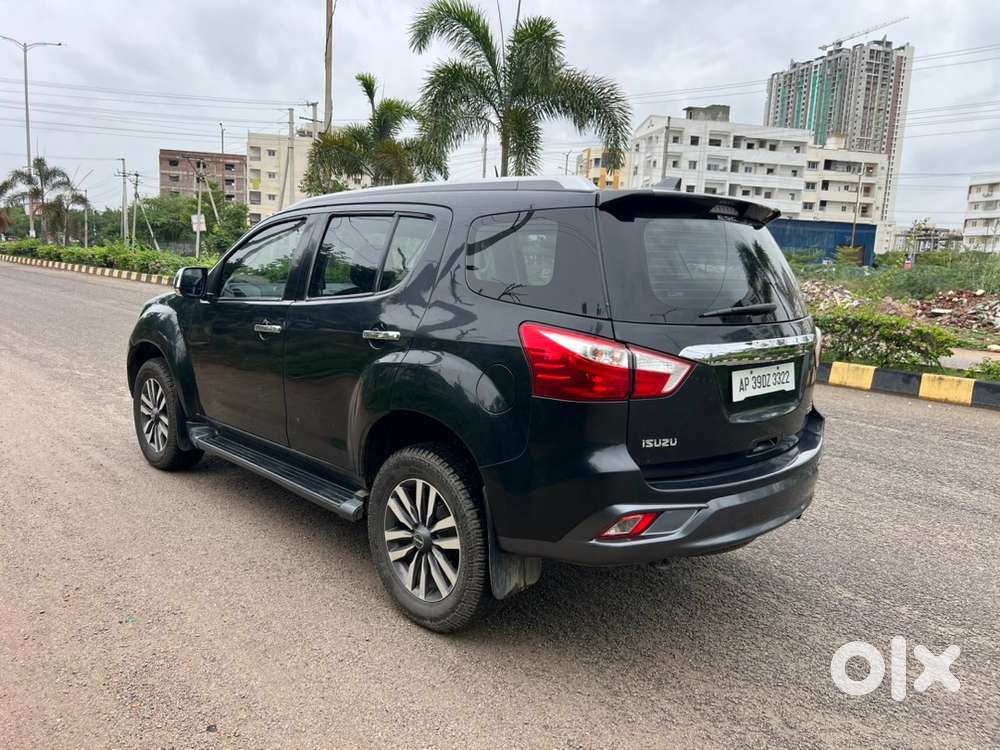 Isuzu Mu-x Diesel 4x4 Automatic, 2019 Model, 2020 Registered.