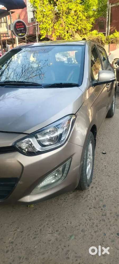 Hyundai I20 2013 Petrol Well Maintained