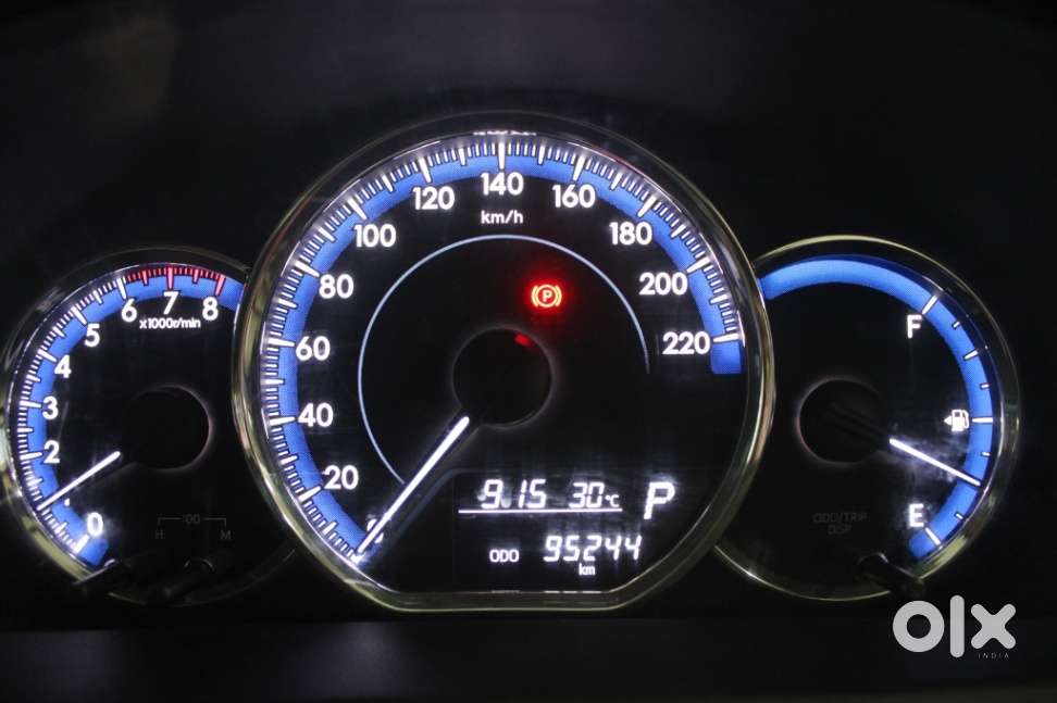 Toyota Yaris J Cvt, 2018, Petrol