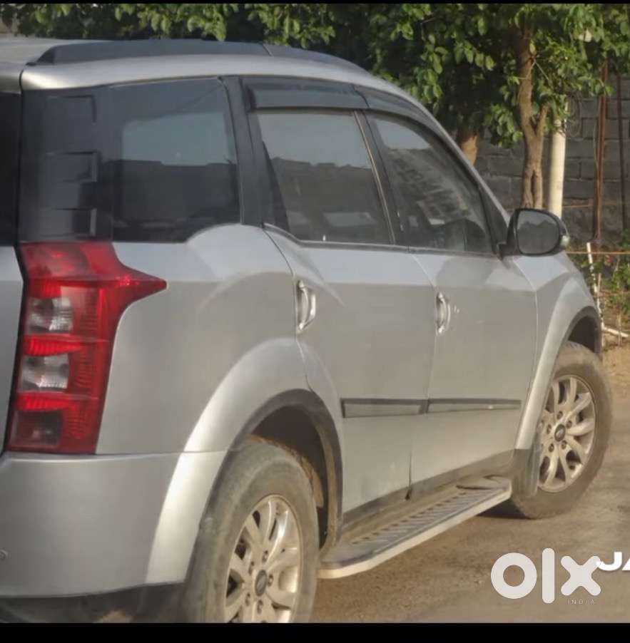 Vip Number Mahindra Xuv500 At 2017 Diesel Well Maintained