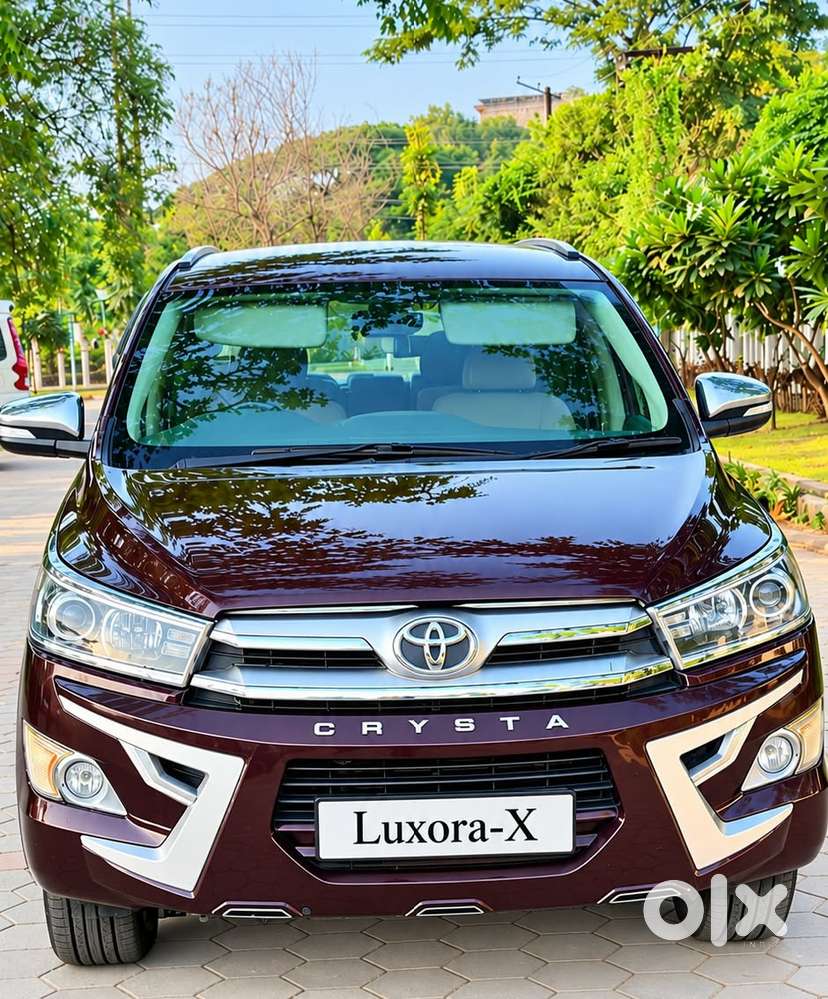 Toyota Innova Crysta 2.8z Automatic, 2016, Diesel