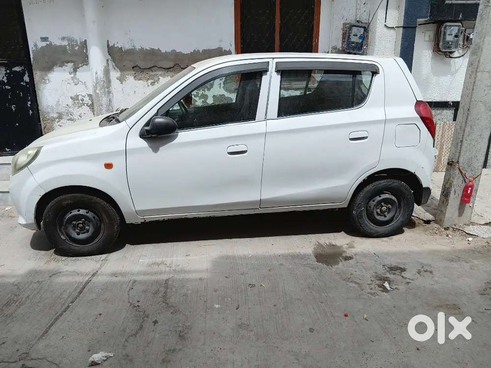 Alto 800 Superior White Colour Well Condition