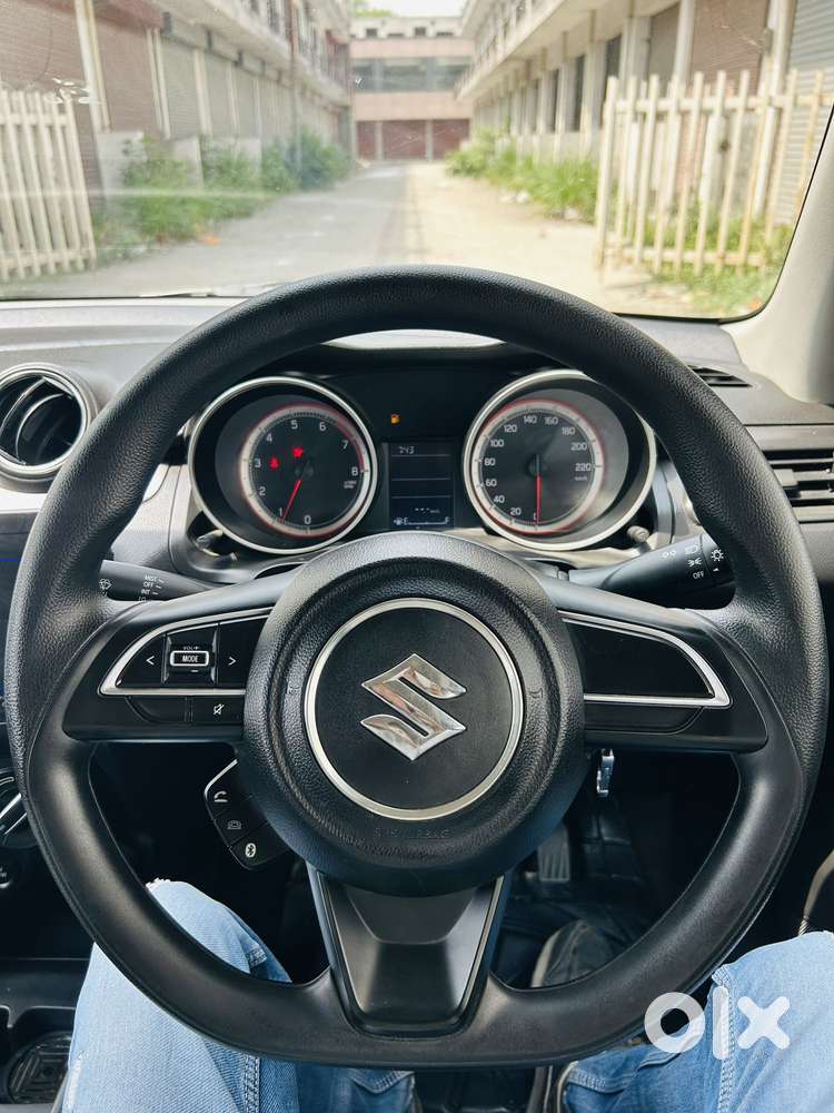 Maruti Suzuki Swift 1.2 Vxi (o), 2022, Petrol