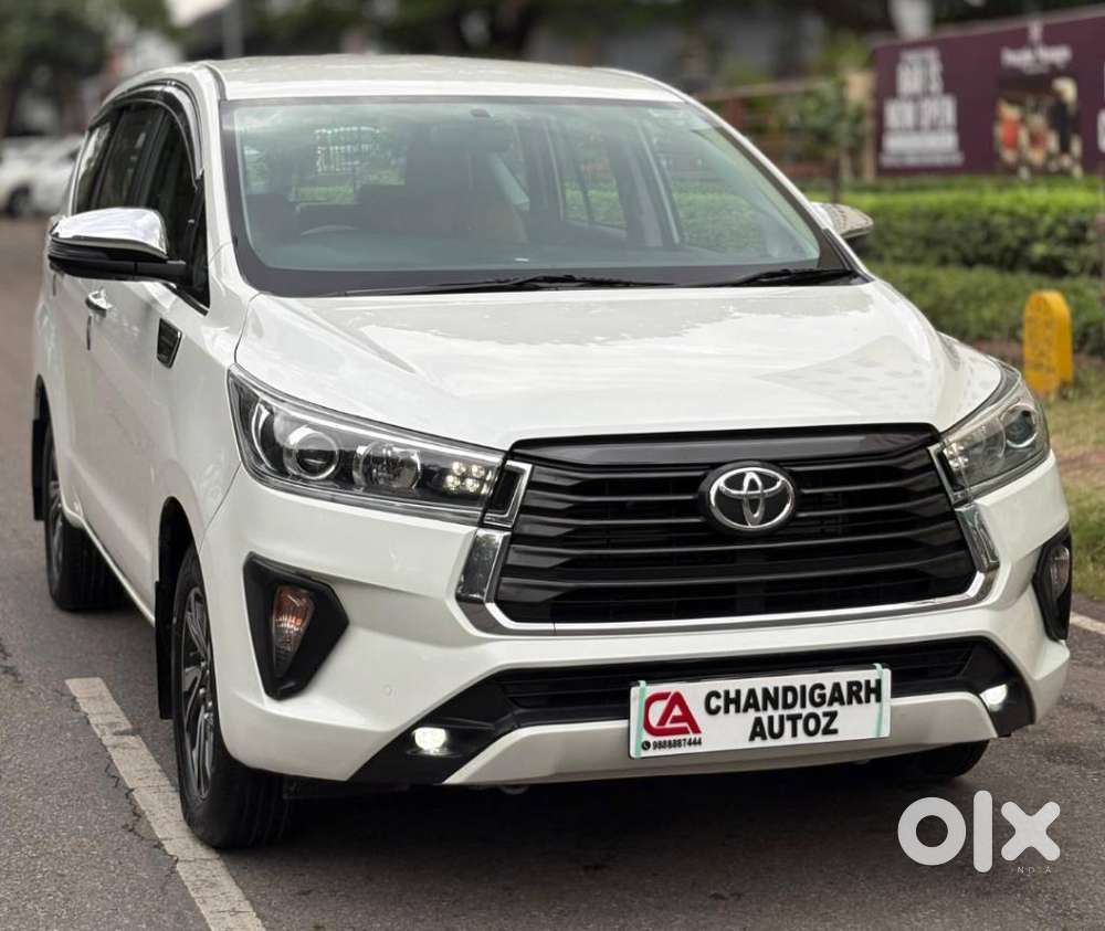 Toyota Innova Crysta 2.4 V 7 Str, 2022, Diesel