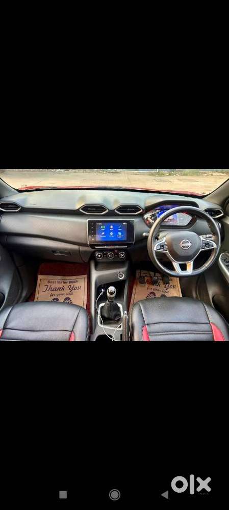 Nissan Magnite 1.0 Xv Premium, 2022, Petrol