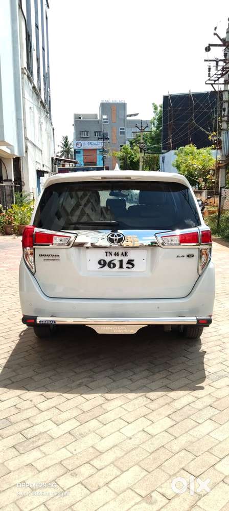 Toyota Innova Crysta 2.4 G Plus Mt 8 Str, 2025, Diesel