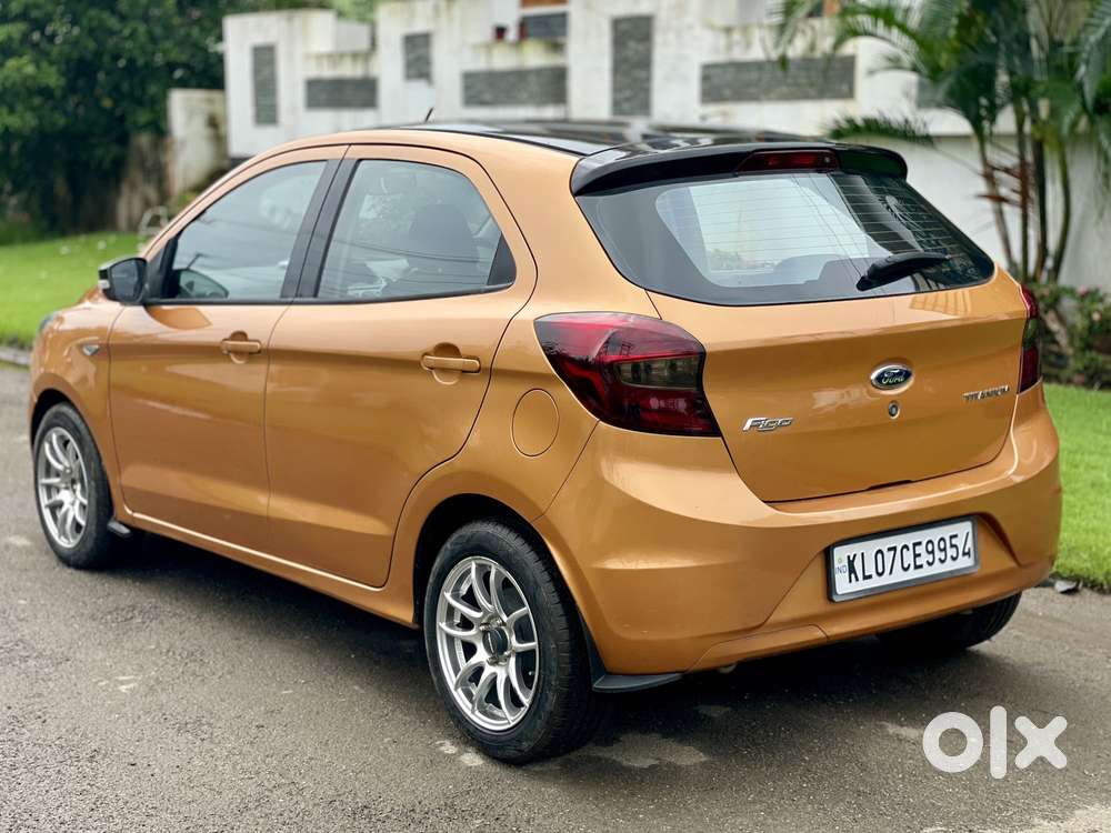 Ford Figo 1.2p Titanium Plus Mt, 2015, Petrol