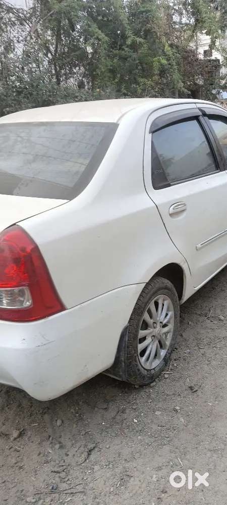 Toyota Etios Petrol Manual 2013 Variant