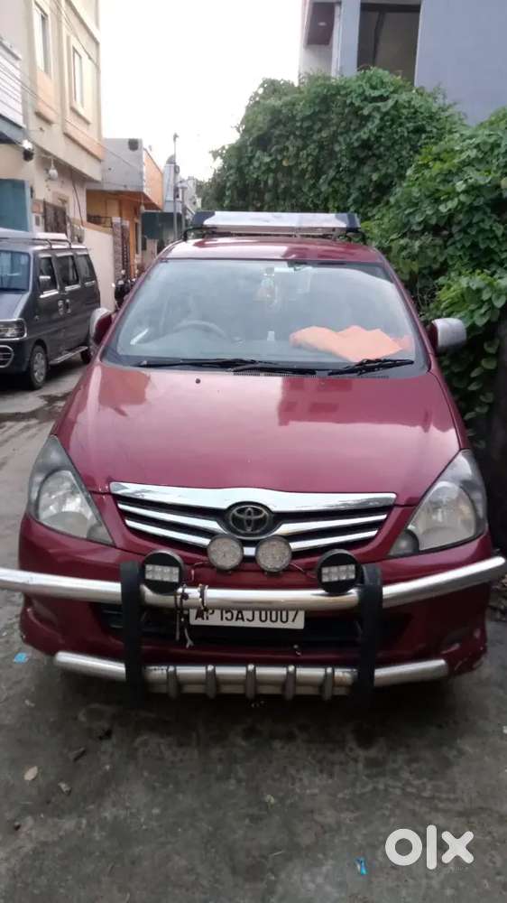 Toyota Innova 2008 Diesel 180000 Km Driven