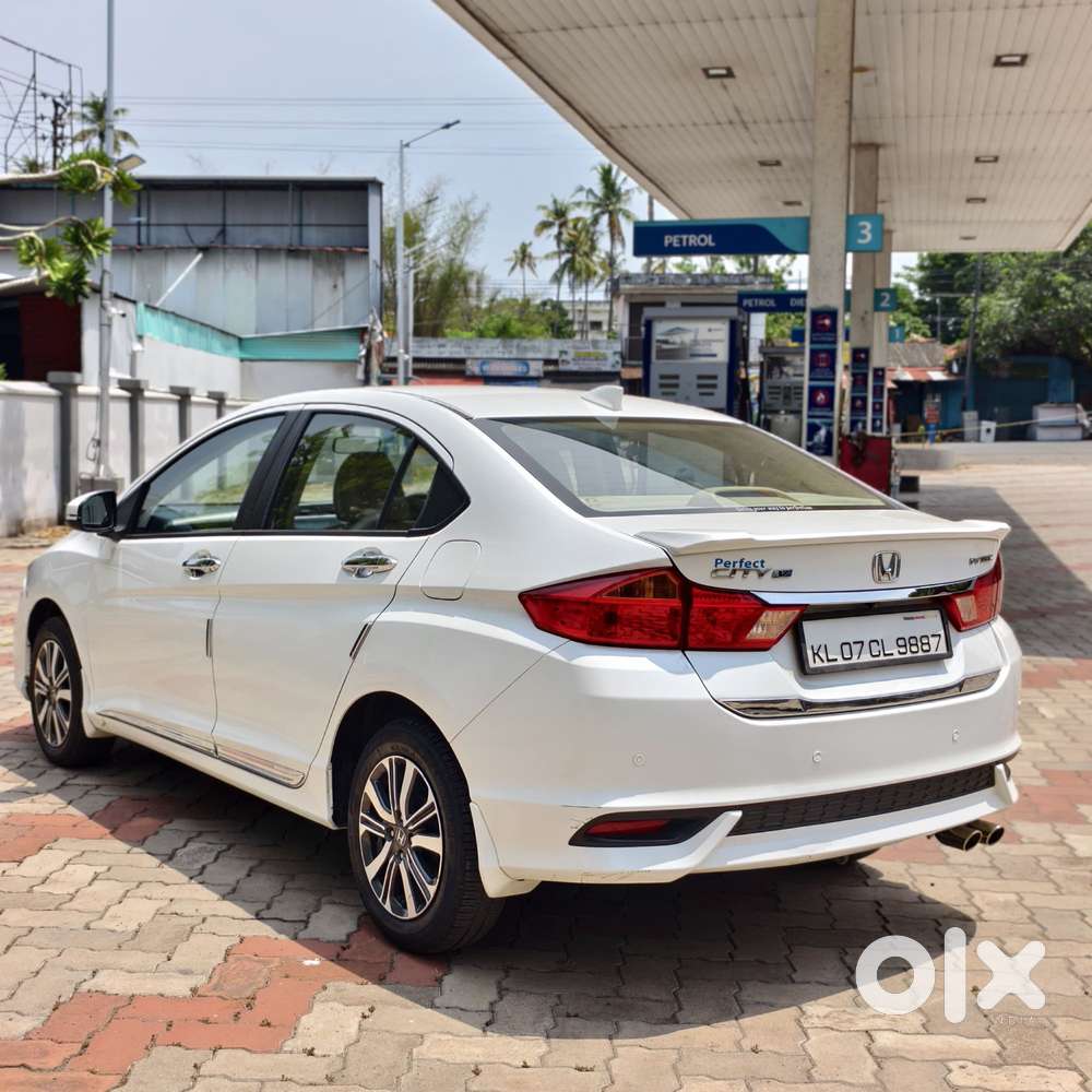 Honda City I-vtec V, 2017, Petrol