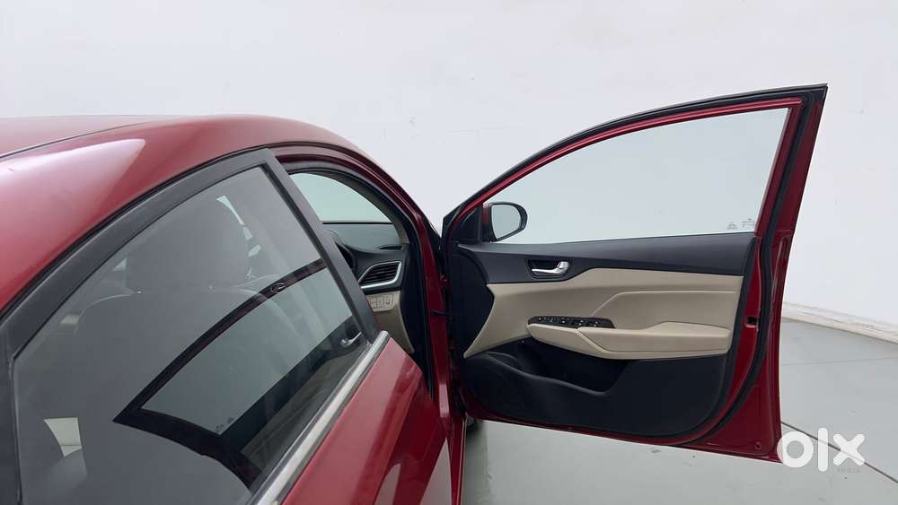 Hyundai Verna [ ] Fluidic 4s 1.6 Crdi Sx (o) At, 2018, Petrol