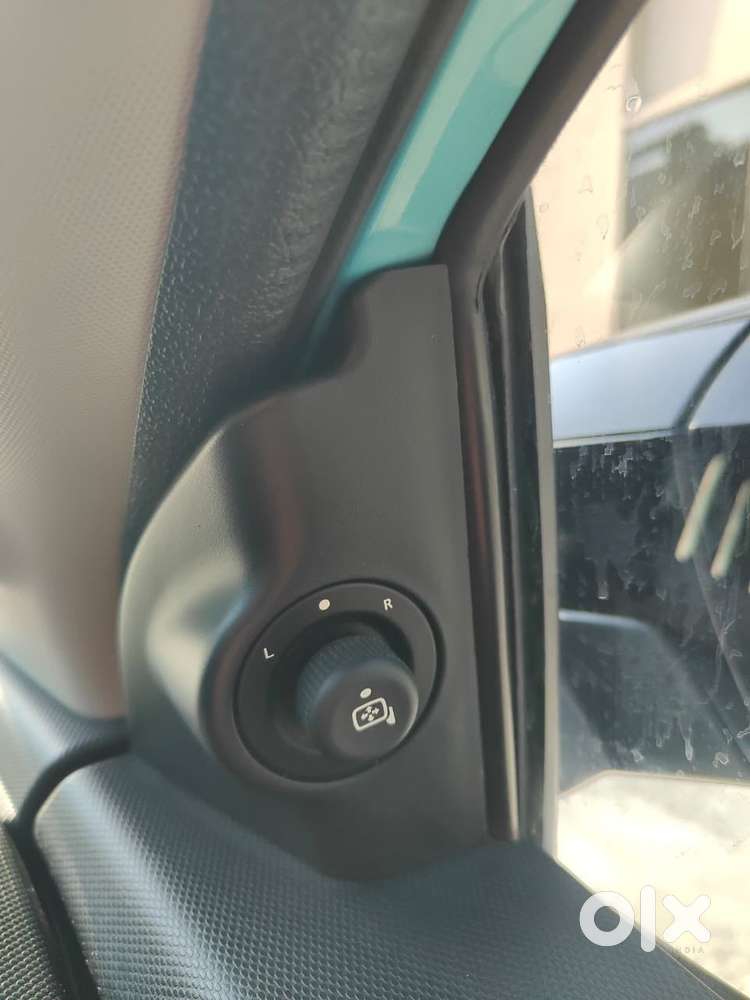 Tata Nexon Creative 1.2 Revotron Petrol 6 Amt, 2024, Petrol