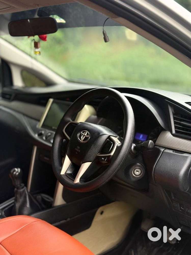 Toyota Innova Crysta 2.4 Gx Mt 8s, 2017, Diesel