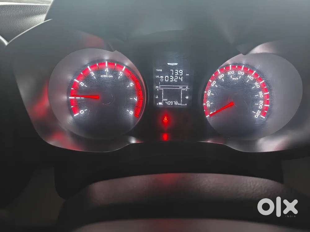 Mahindra Xuv300 2019 Petrol 50000 Km Driven