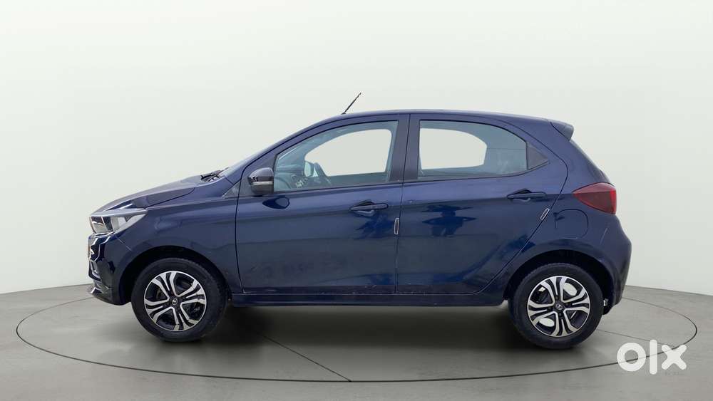 Tata Tiago 1.05 Revotorq Xt, 2023, Petrol