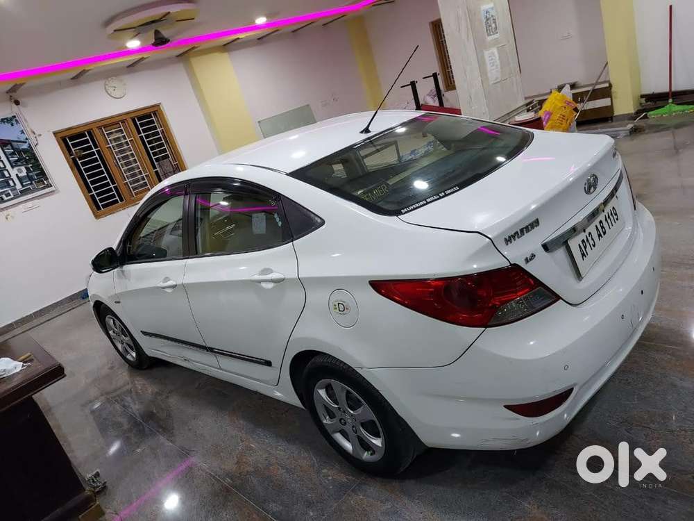 Hyundai Verna Diesel Manual 2011