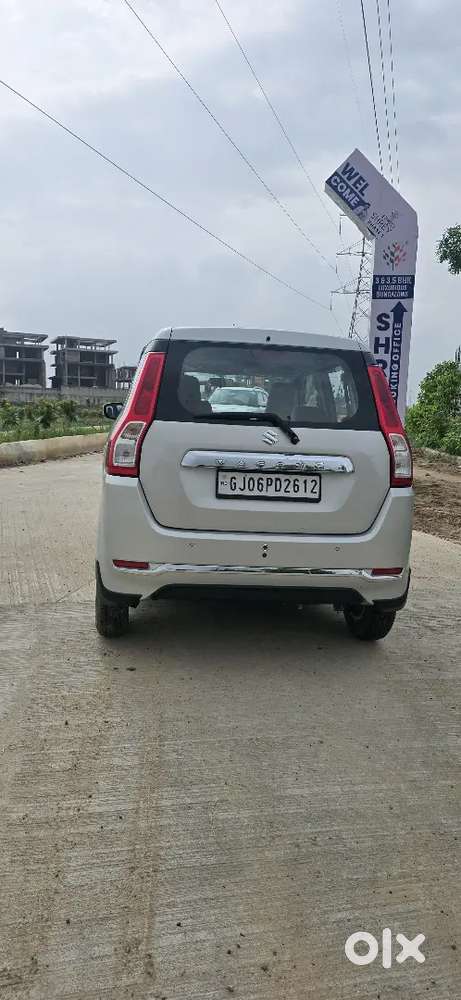 Well-maintained Wagonr Zxi Amt Available For Sale!