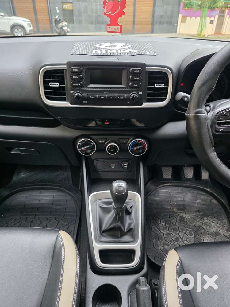 Hyundai Venue S 1.2 Petrol, 2019, Petrol