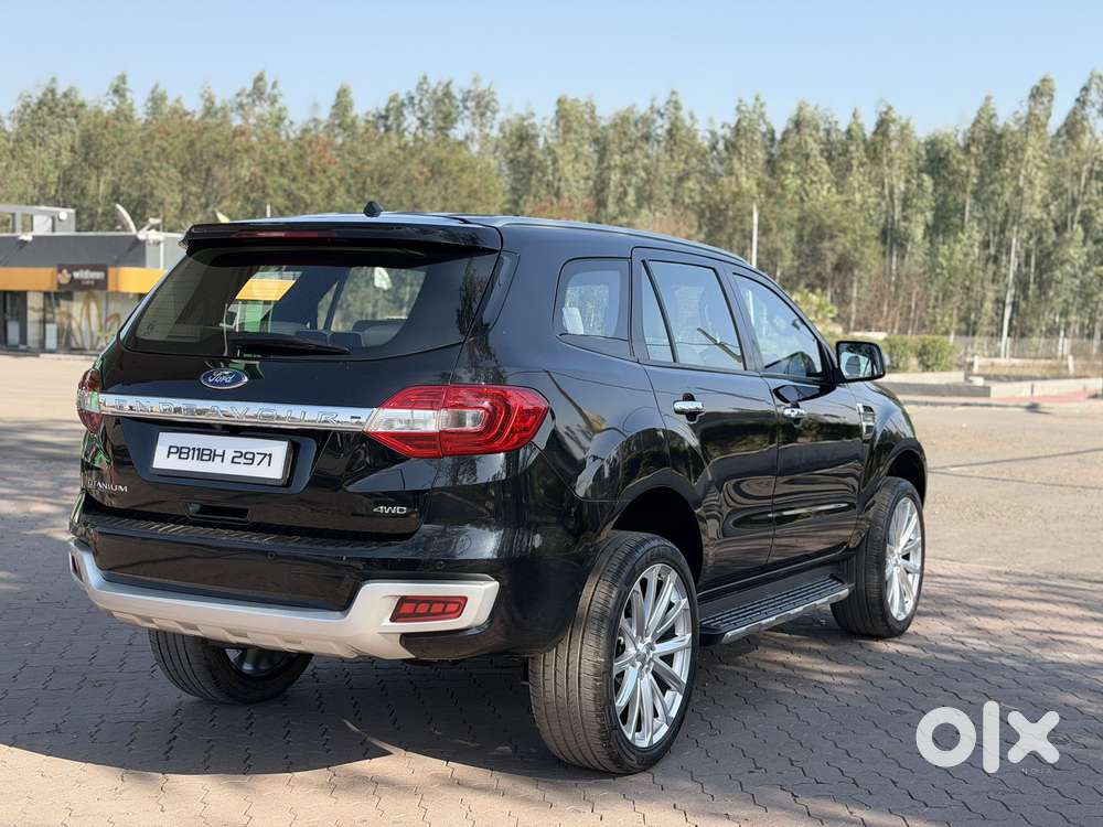 Ford Endeavour Titanium Plus 4x4, 2022, Diesel