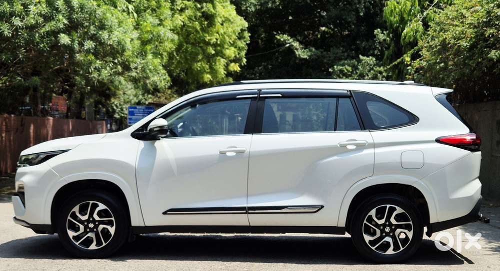 Maruti Suzuki Invicto Zeta Plus 7str, 2024, Petrol