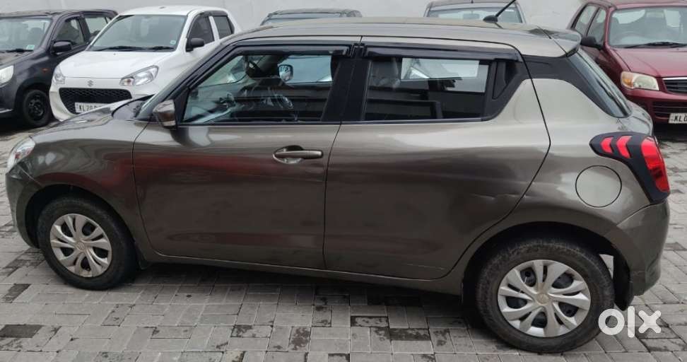 Maruti Suzuki Swift 1.2 Vxi (o), 2021, Petrol
