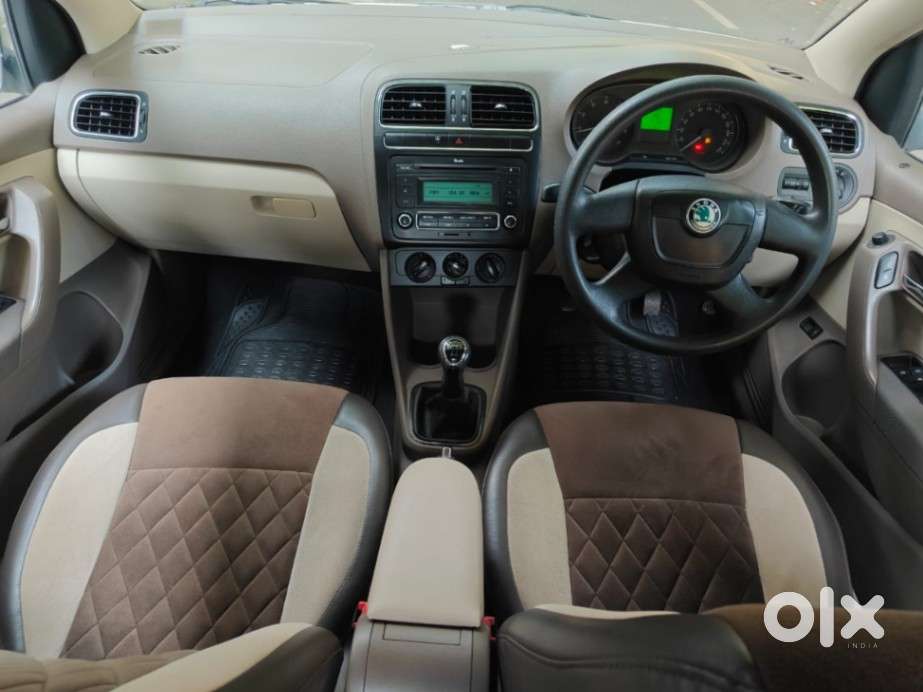 Skoda Rapid 1.6 Mpi Ambition, 2013, Petrol