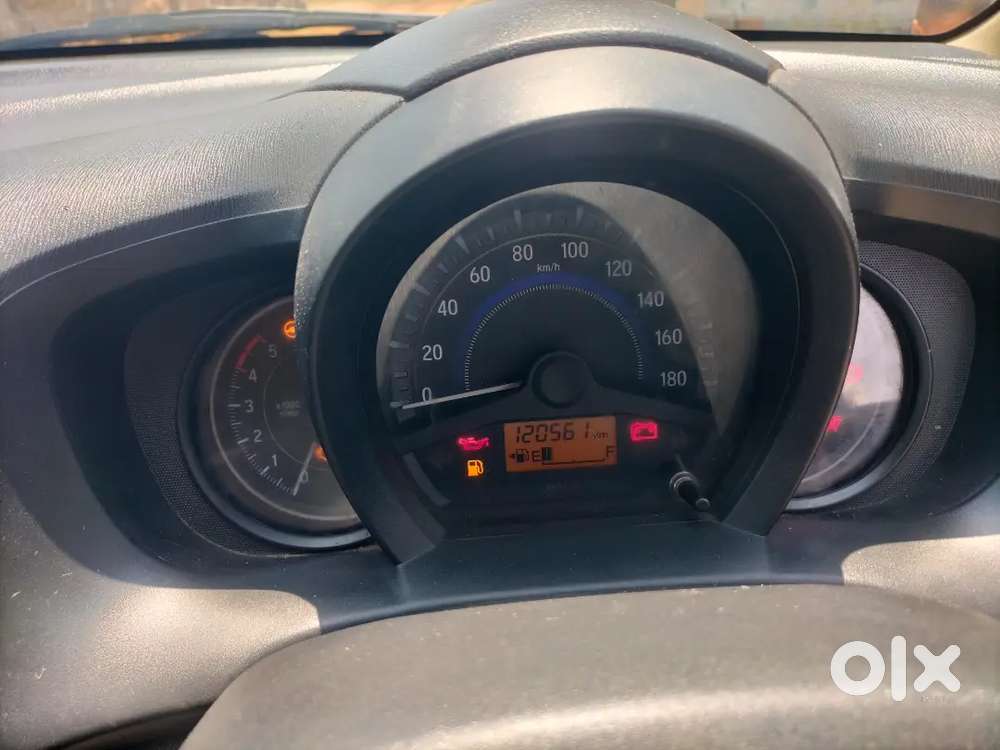 Honda Amaze Top End Model 2016