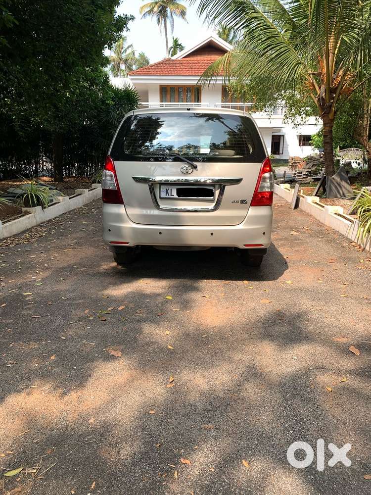 Toyota Innova (v ) Option 2013 Diesel Well Maintained
