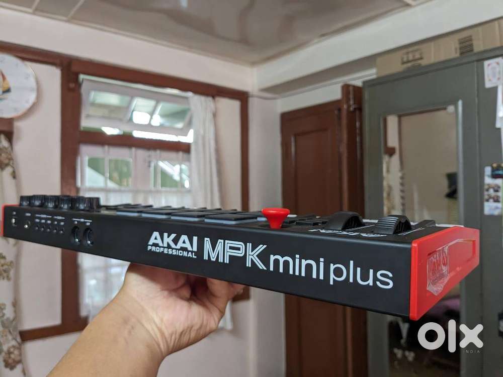 AKAI Professional MPK Mini Plus MIDI - Musical Instruments in ...