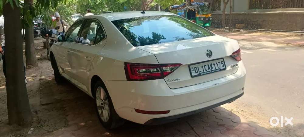 Skoda Superb 2018 Petrol 48000 Km Driven